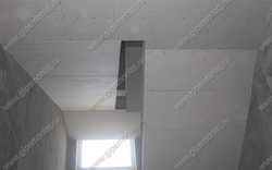 Монтаж потолка и лестничного марша гипсокартоном.