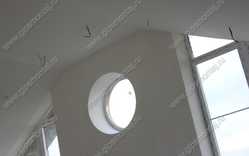 ГКЛ - обшивка мансардного потолка.