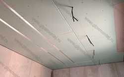 Монтаж потолков. Теневой профиль, парящий профиль и линейный свет